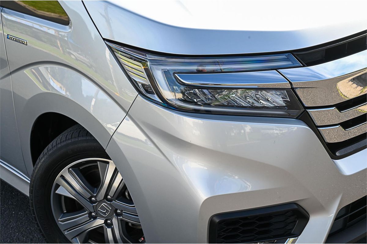 2018 Honda Step Wagon Spada Hybrid G EX Honda Sensing RP5