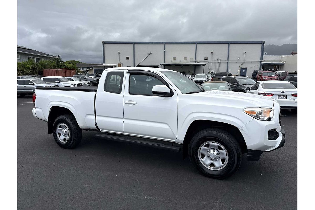 2018 Toyota Tacoma SR