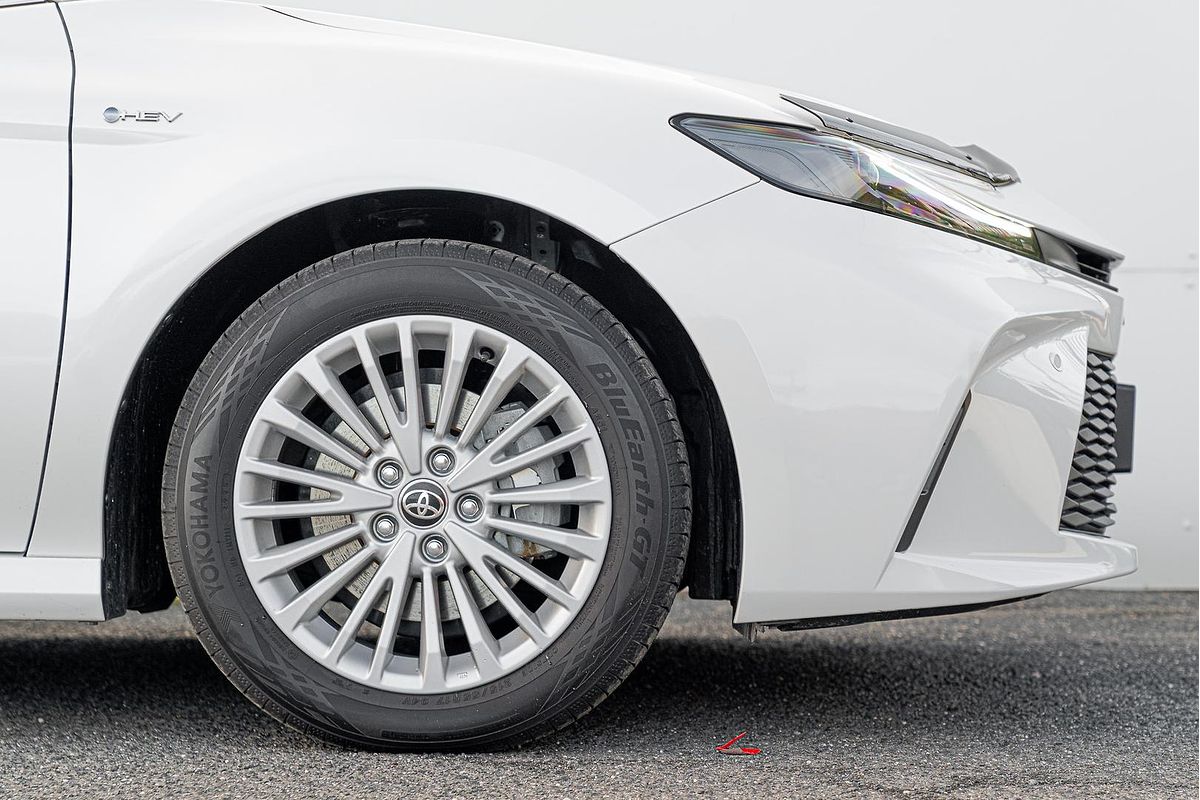 2025 Toyota Camry Ascent AXVH80R