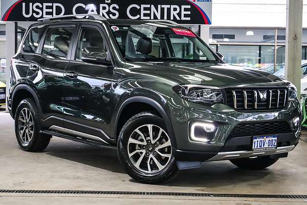 2025 Mahindra Scorpio Z8