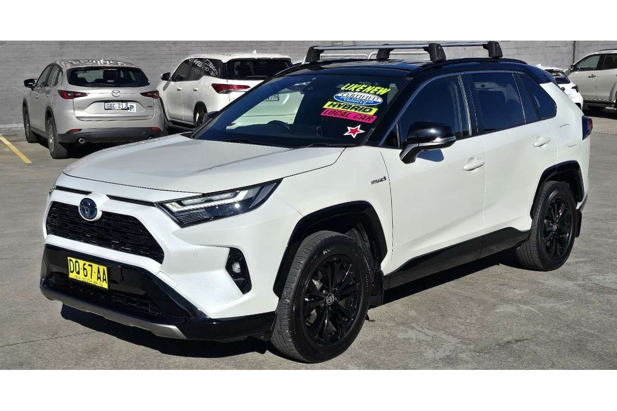2022 Toyota RAV4 XSE AXAH54R