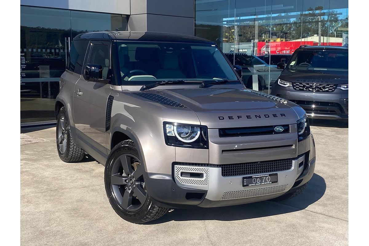 2022 Land Rover Defender 90 P300 S L663