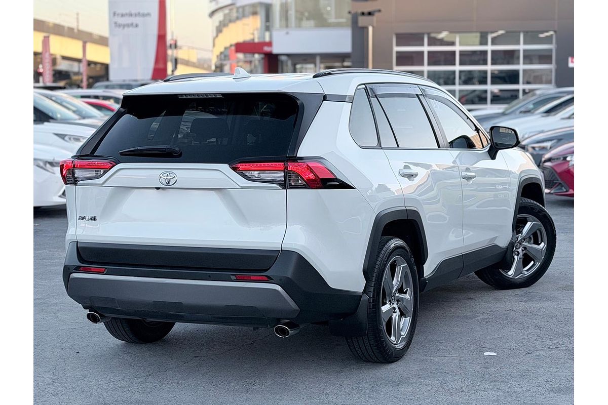 2020 Toyota RAV4 GXL MXAA52R