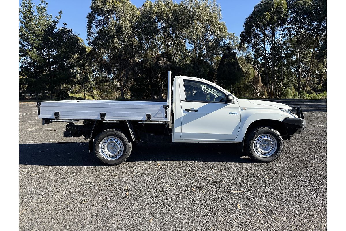 2022 Mitsubishi Triton GLX MR 4X4