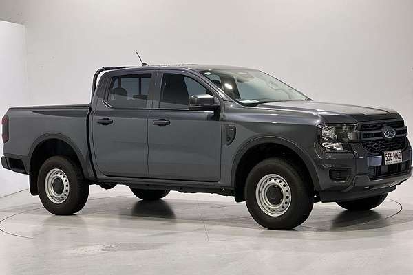 2025 Ford Ranger XL 4X4 2.0L