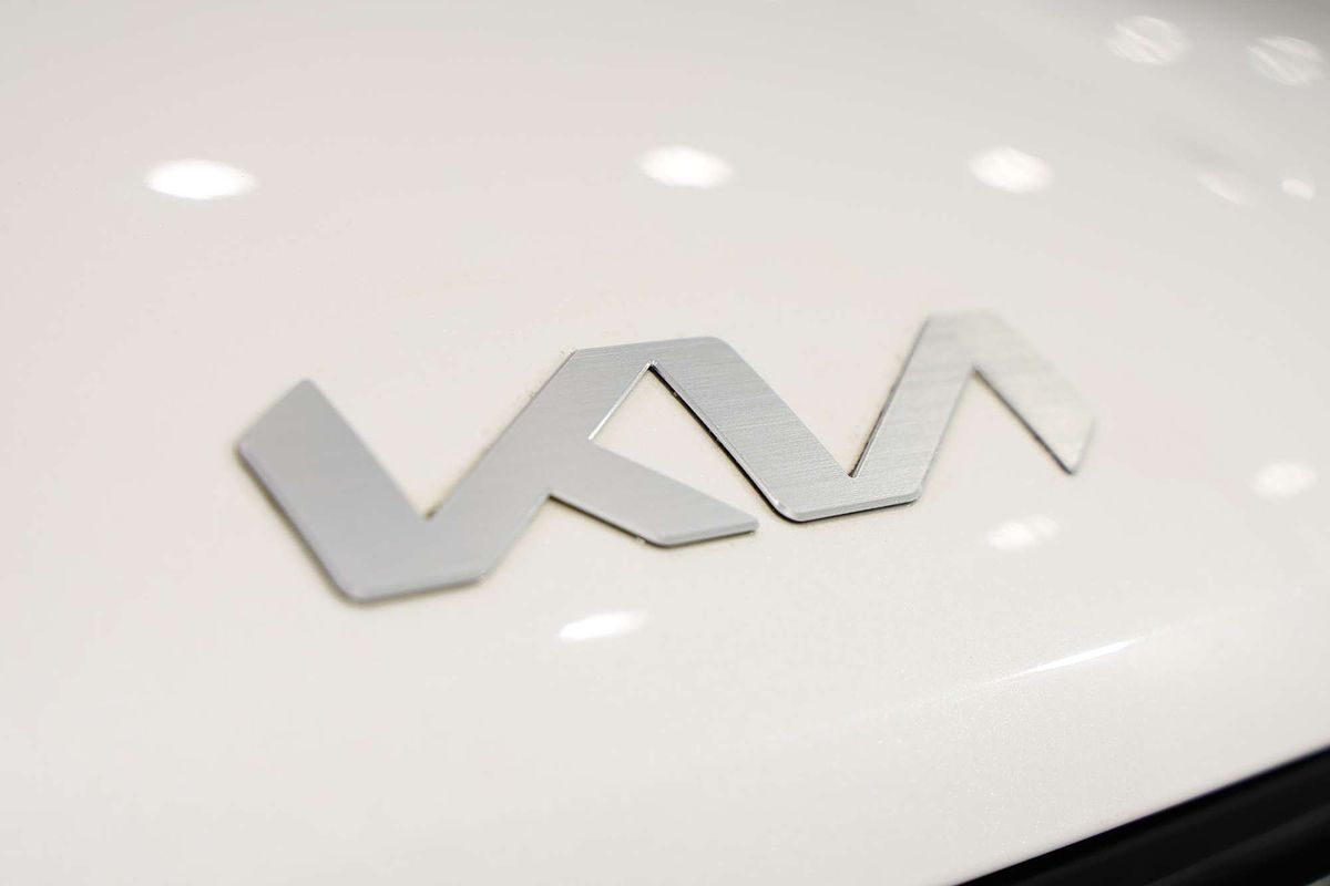 2022 Kia Carnival S KA4