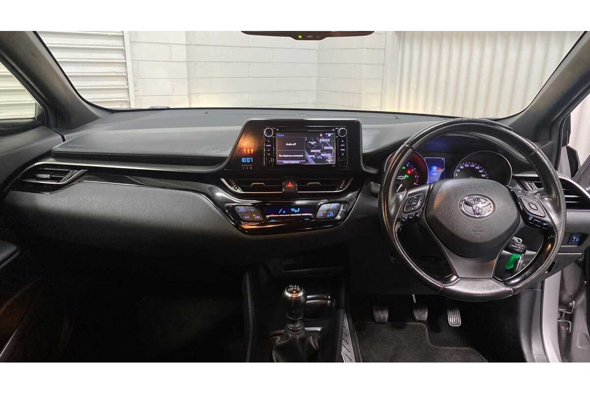 2017 Toyota C-HR 2WD NGX10R