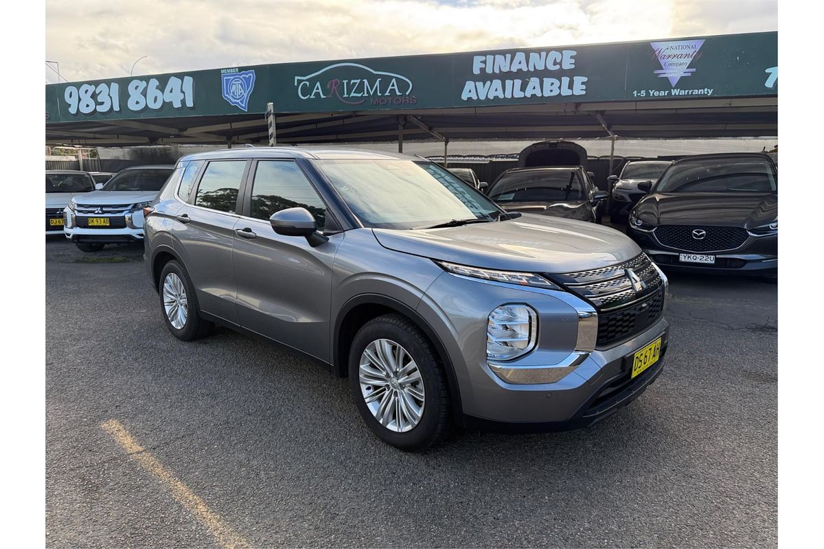 2022 Mitsubishi Outlander ES ZM