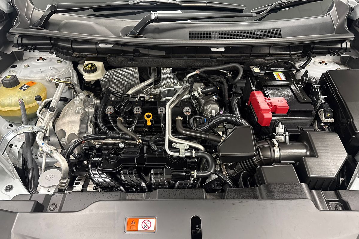 2023 Mitsubishi Outlander Exceed Tourer ZM