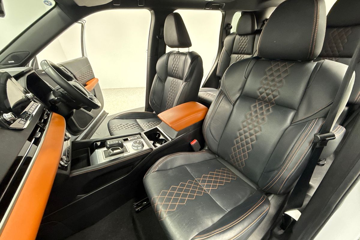 2023 Mitsubishi Outlander Exceed Tourer ZM