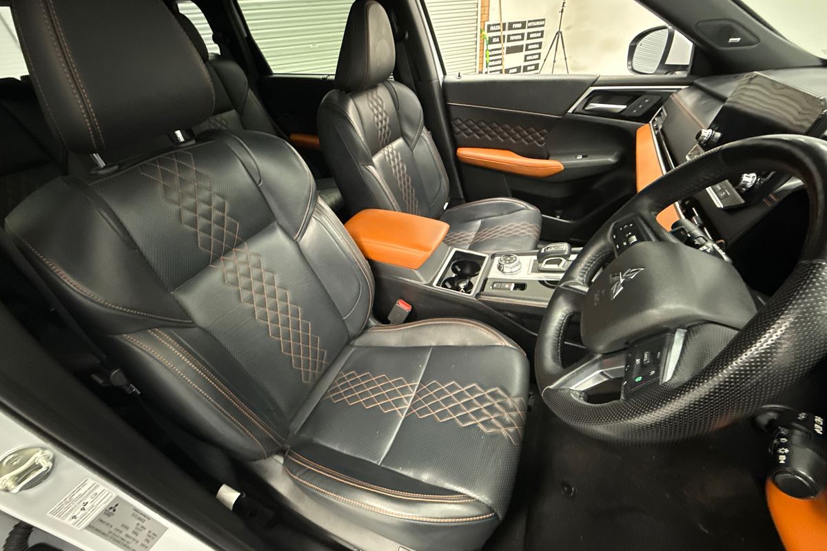 2023 Mitsubishi Outlander Exceed Tourer ZM
