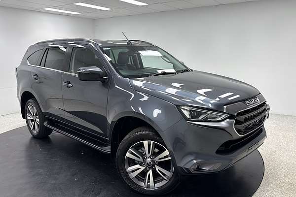 2023 Isuzu MU-X LS-T
