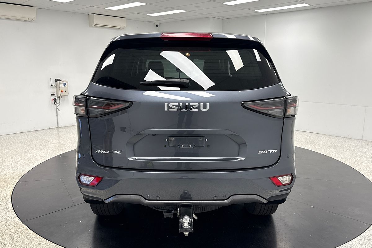 2023 Isuzu MU-X LS-T