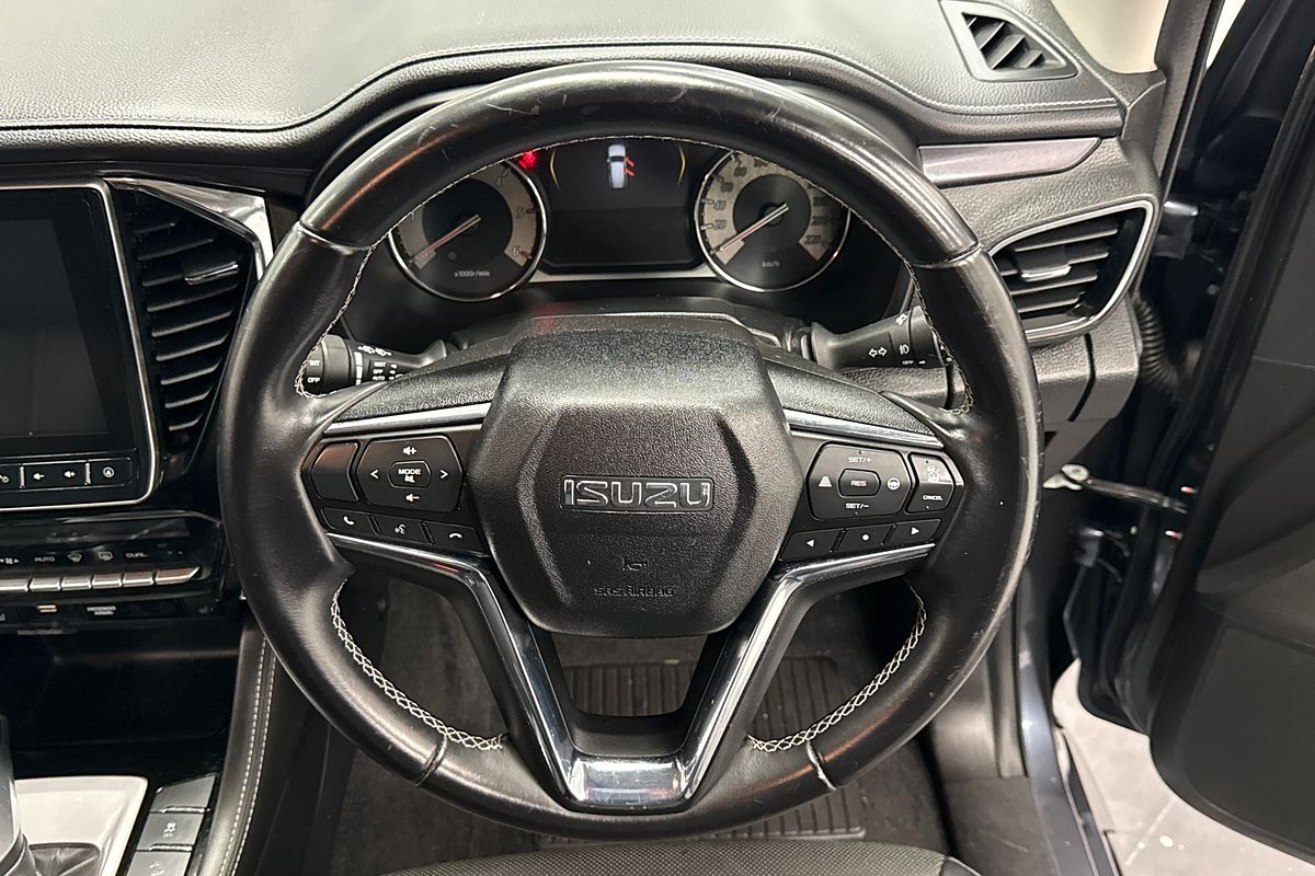 2023 Isuzu MU-X LS-T
