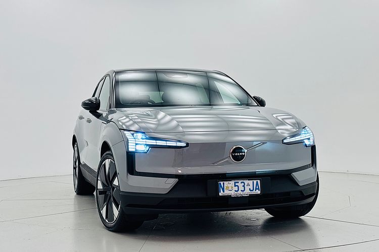 2025 Volvo EX30 Twin Motor Performance Ultra