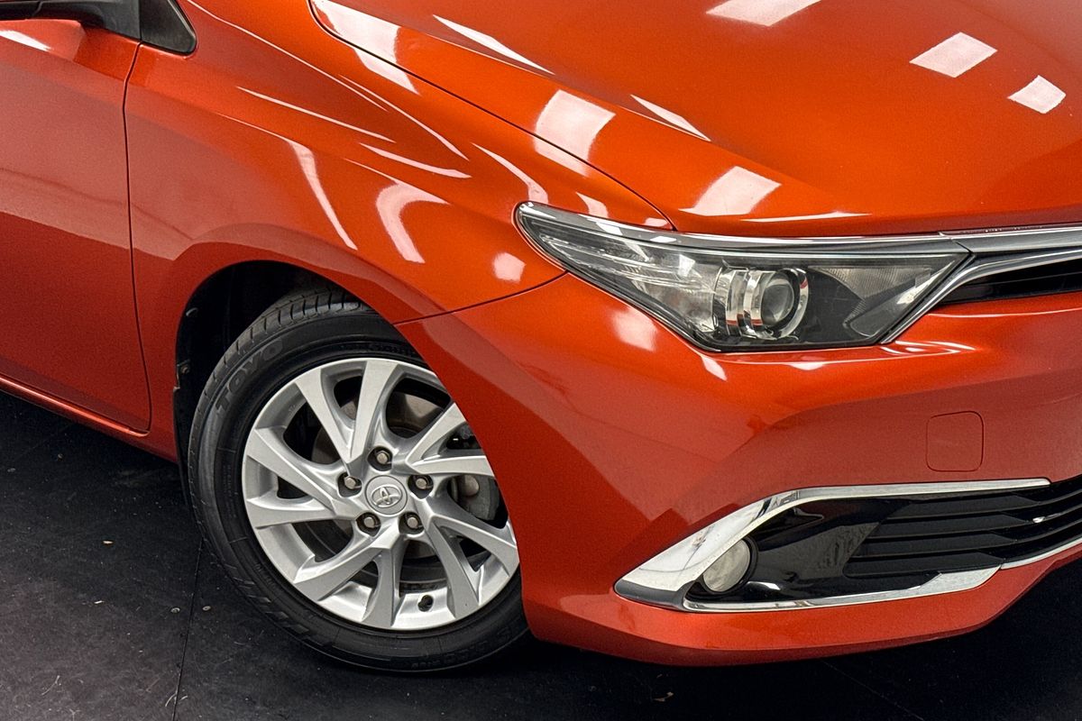 2017 Toyota Corolla Ascent Sport ZRE182R