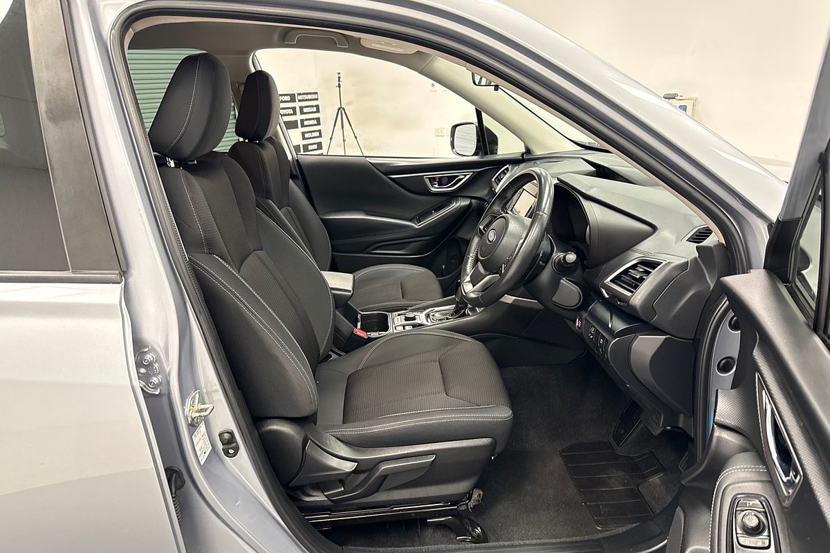 2020 Subaru Forester 2.5i S5