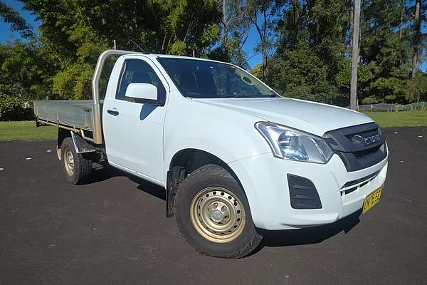 2017 Isuzu D-MAX SX High Ride Rear Wheel Drive