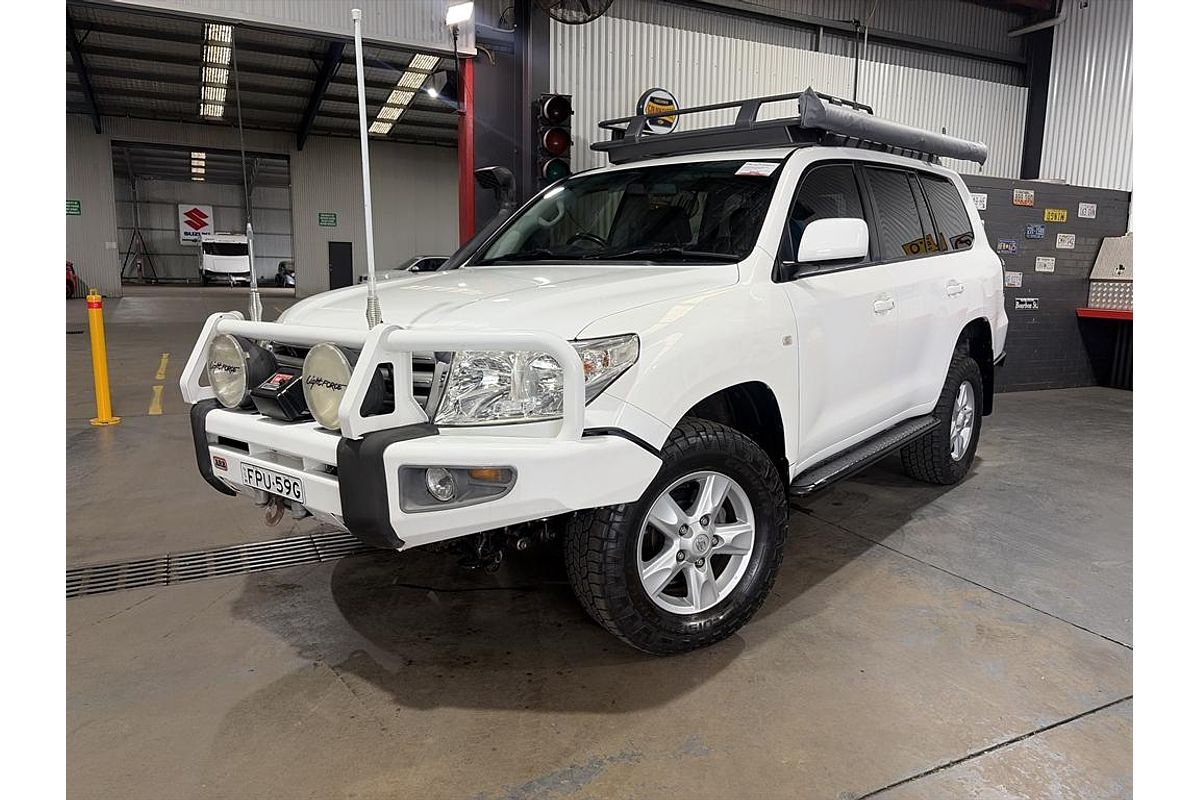 2011 Toyota Landcruiser VX (4x4) VDJ200R 09 UPGRADE