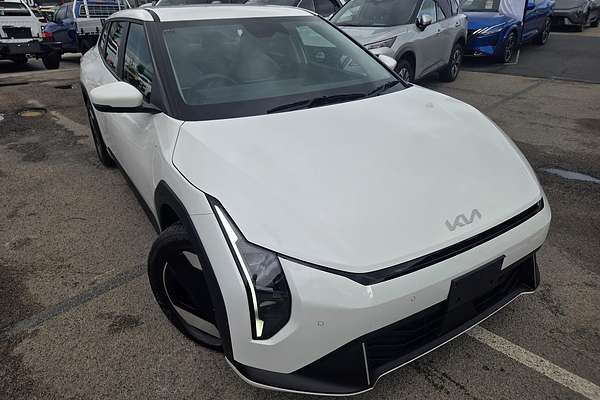 2025 Kia EV4 Air Standard Range CT
