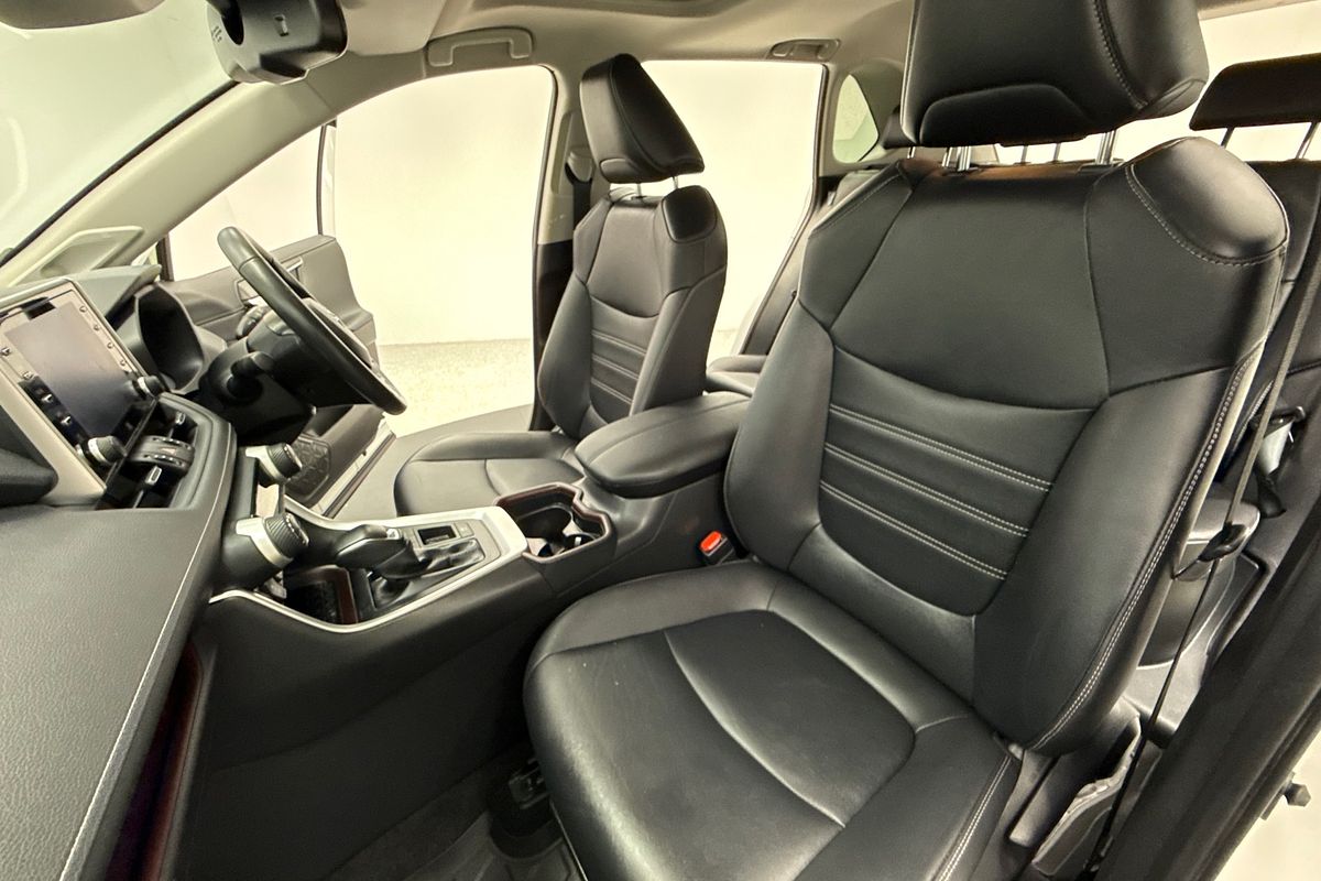 2020 Toyota RAV4 Cruiser AXAH52R