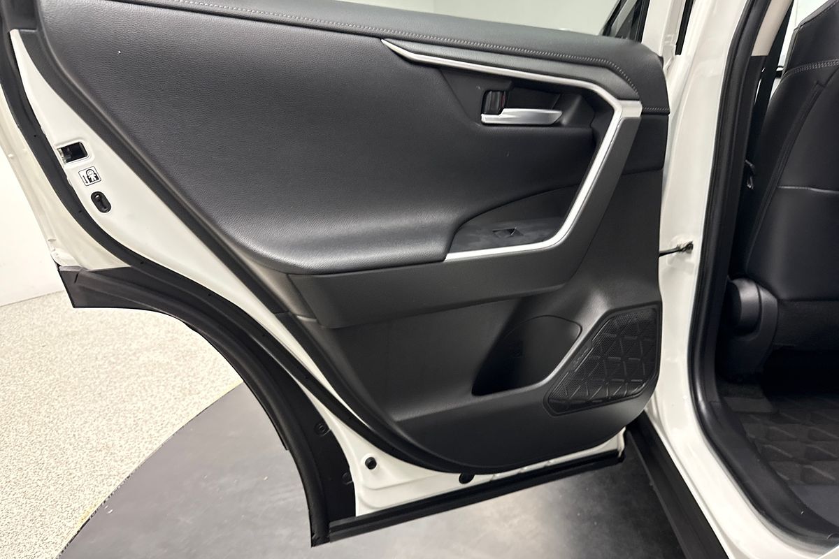 2020 Toyota RAV4 Cruiser AXAH52R