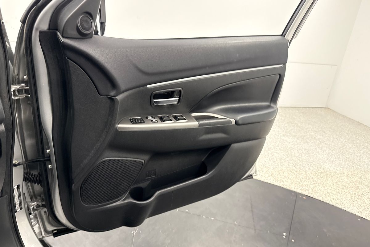 2019 Mitsubishi X