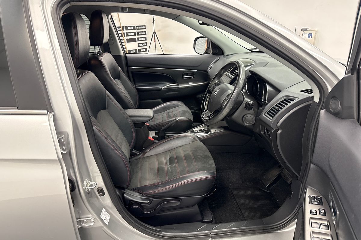 2019 Mitsubishi X
