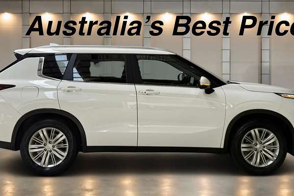 2024 Mitsubishi Outlander LS ZM
