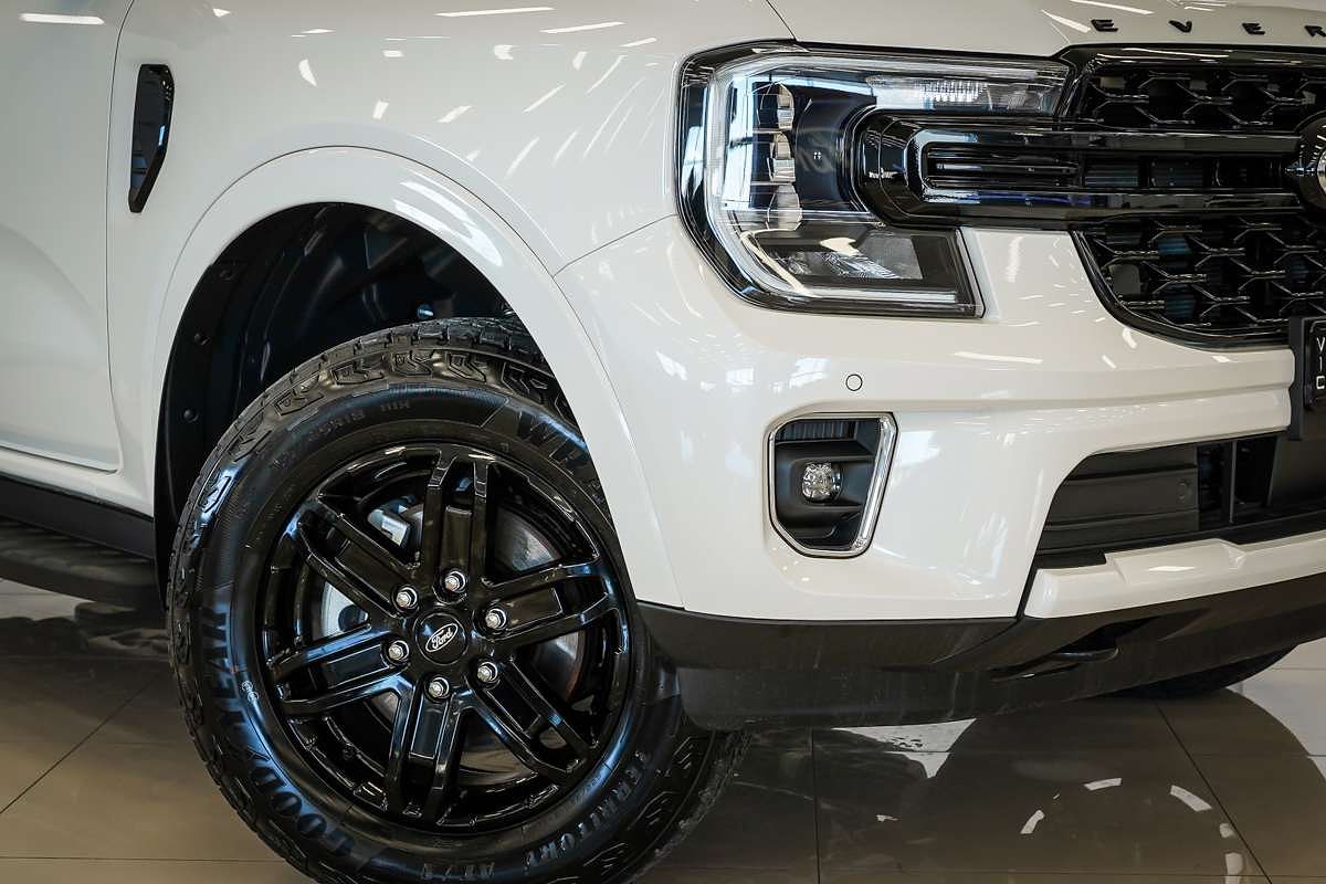 2025 Ford Everest Black Edition 2.0L