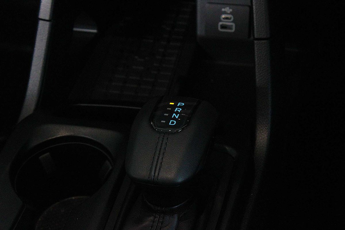 2025 Ford Everest Ambiente 2.0L