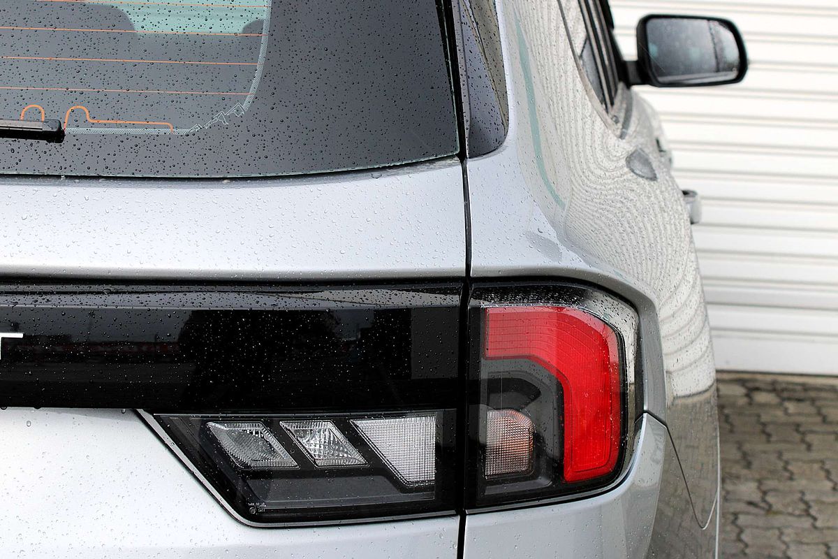 2025 Ford Everest Ambiente 2.0L