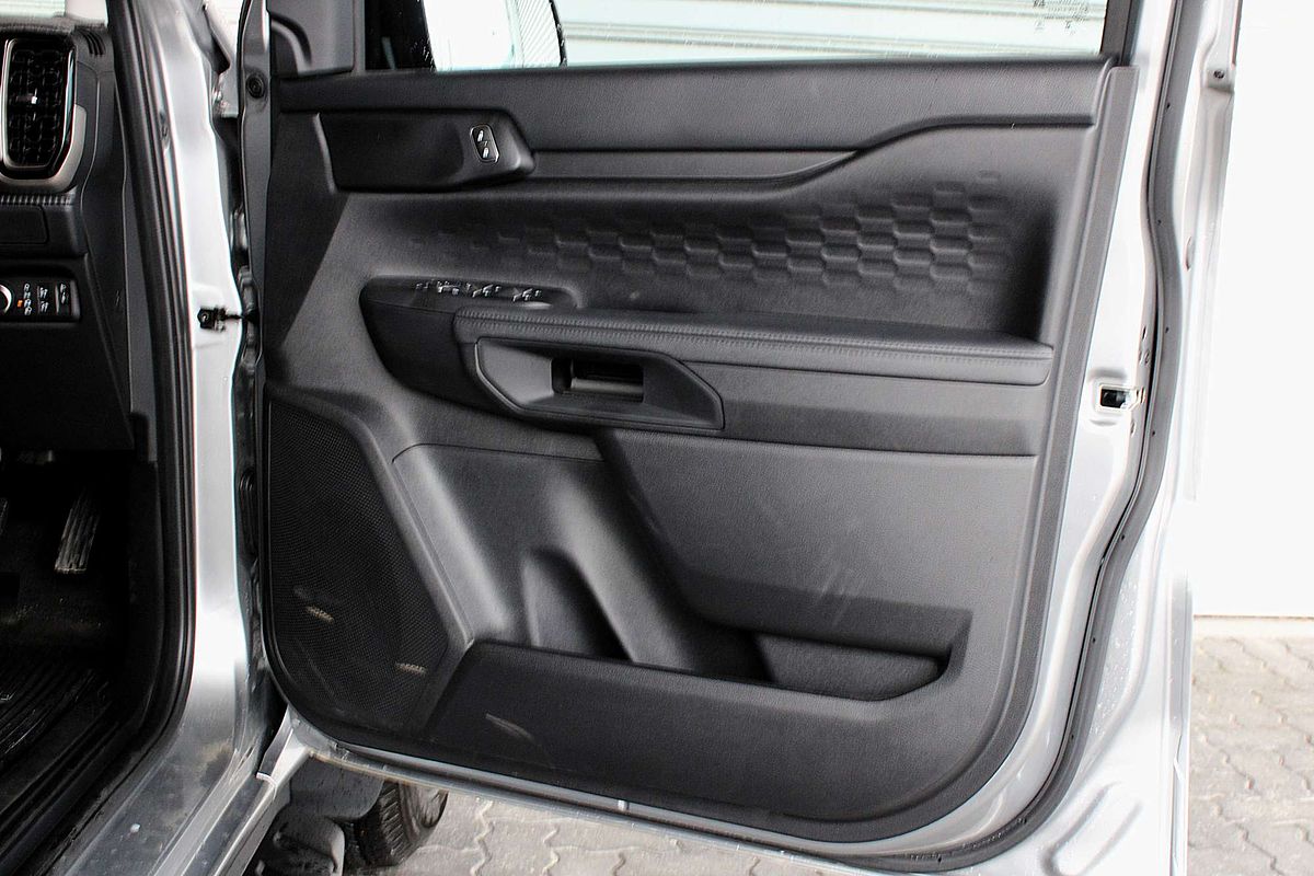 2025 Ford Everest Ambiente 2.0L