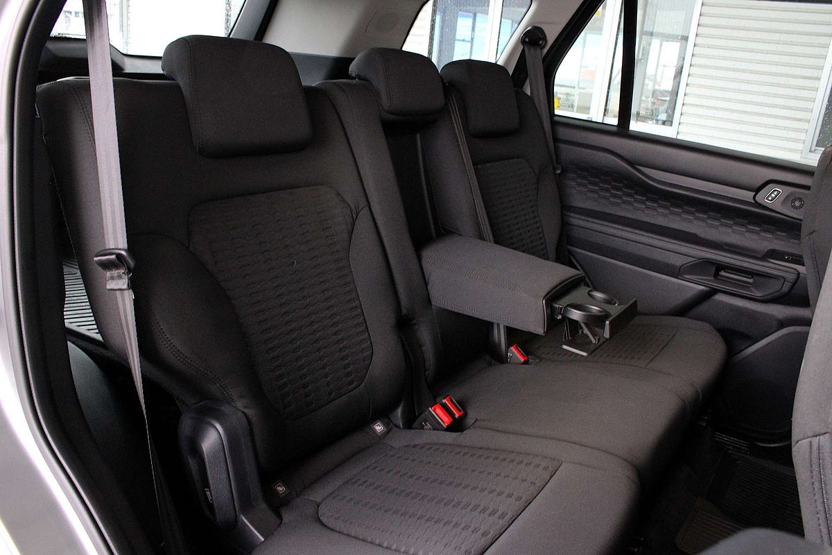 2025 Ford Everest Ambiente 2.0L