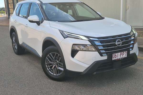 2025 Nissan X-TRAIL ST T33