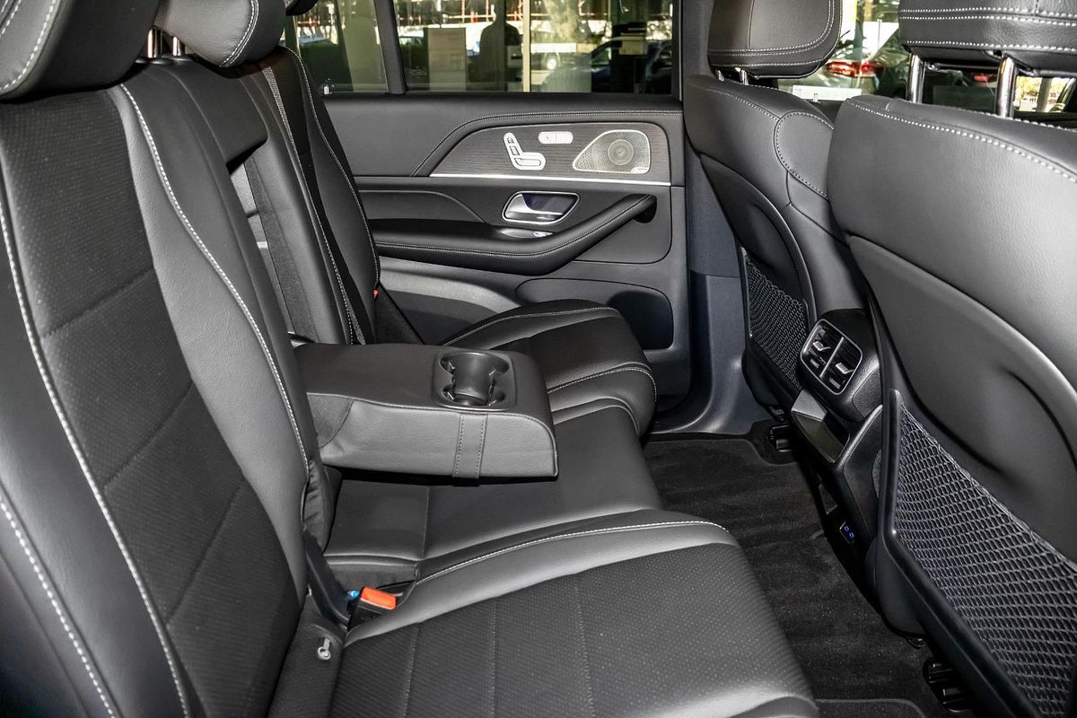 V167 805+055MY GLE300 d Editio n 7 WAG 9G 9sp