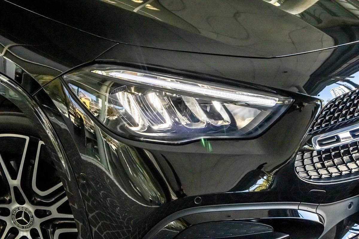 H247 806+056MY GLA200 Special Ed WAG DUAL 7sp