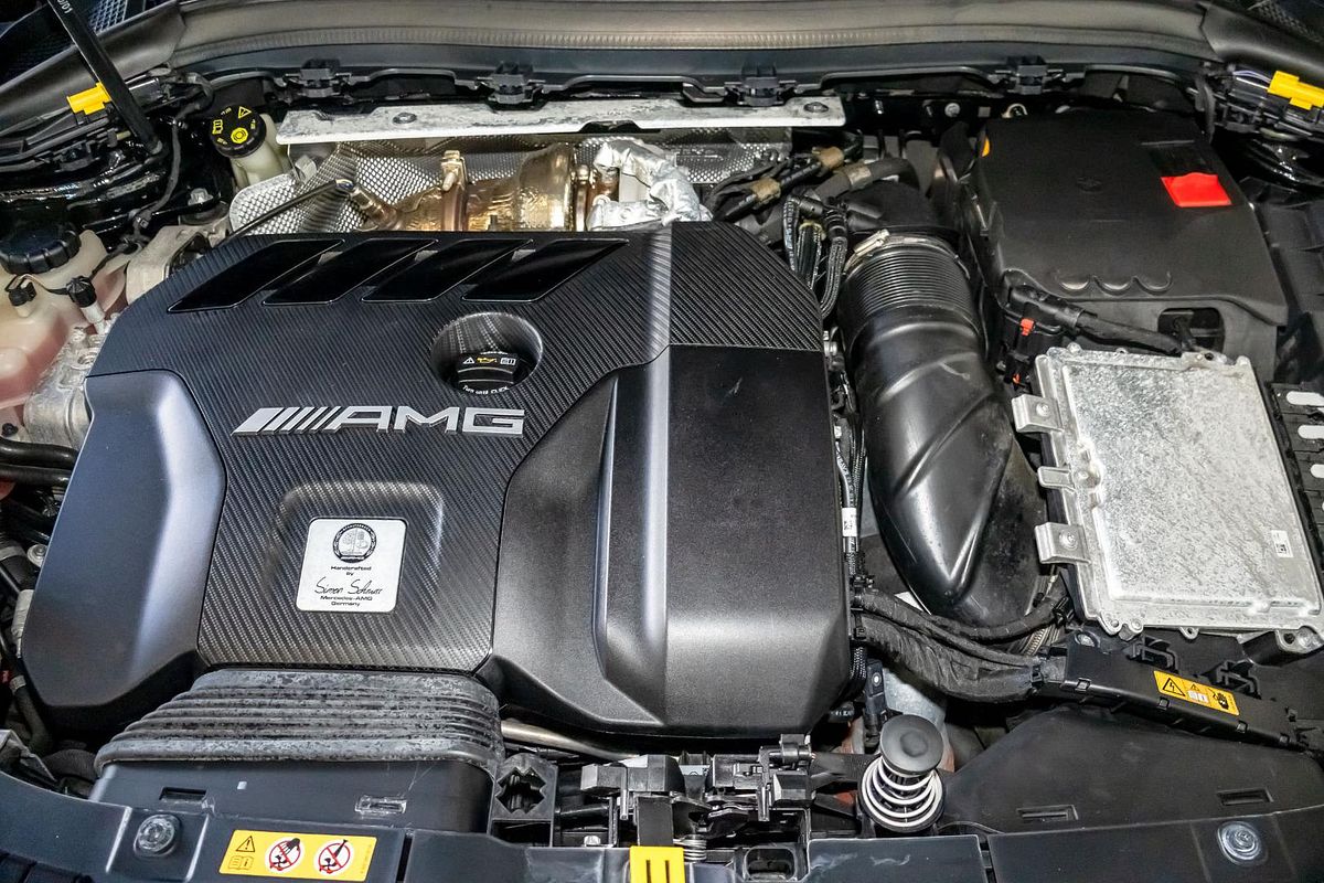 H247 802MY GLA45 AMG S WAG 5dr SSD 8sp 2.0T