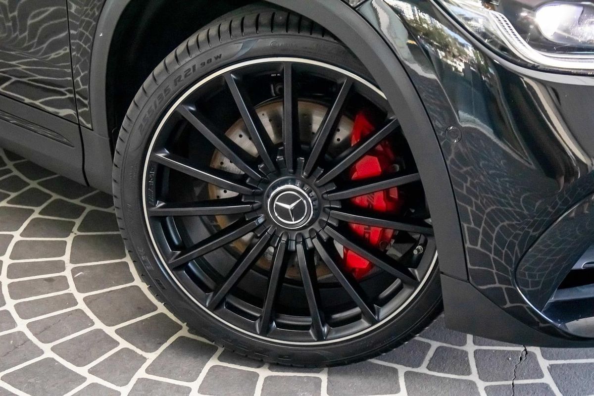 H247 802MY GLA45 AMG S WAG 5dr SSD 8sp 2.0T