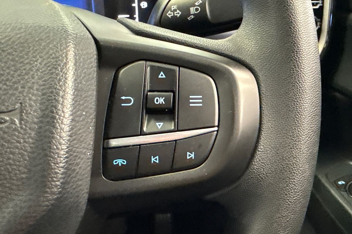 2024 Ford Everest Ambiente 2.0L