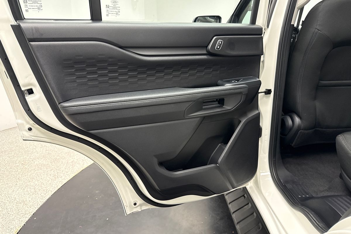 2024 Ford Everest Ambiente 2.0L