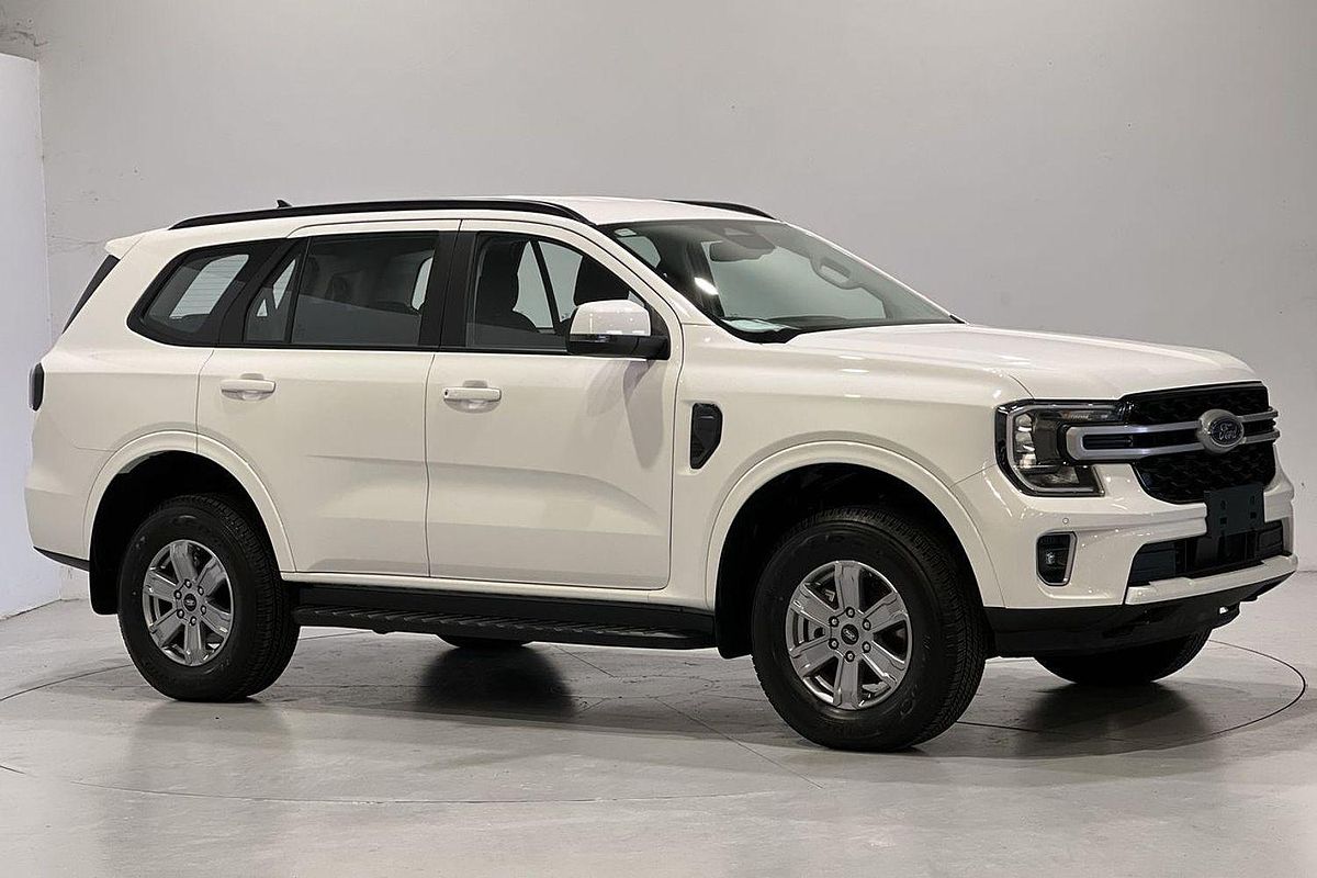 2025 Ford Everest Ambiente 2.0L