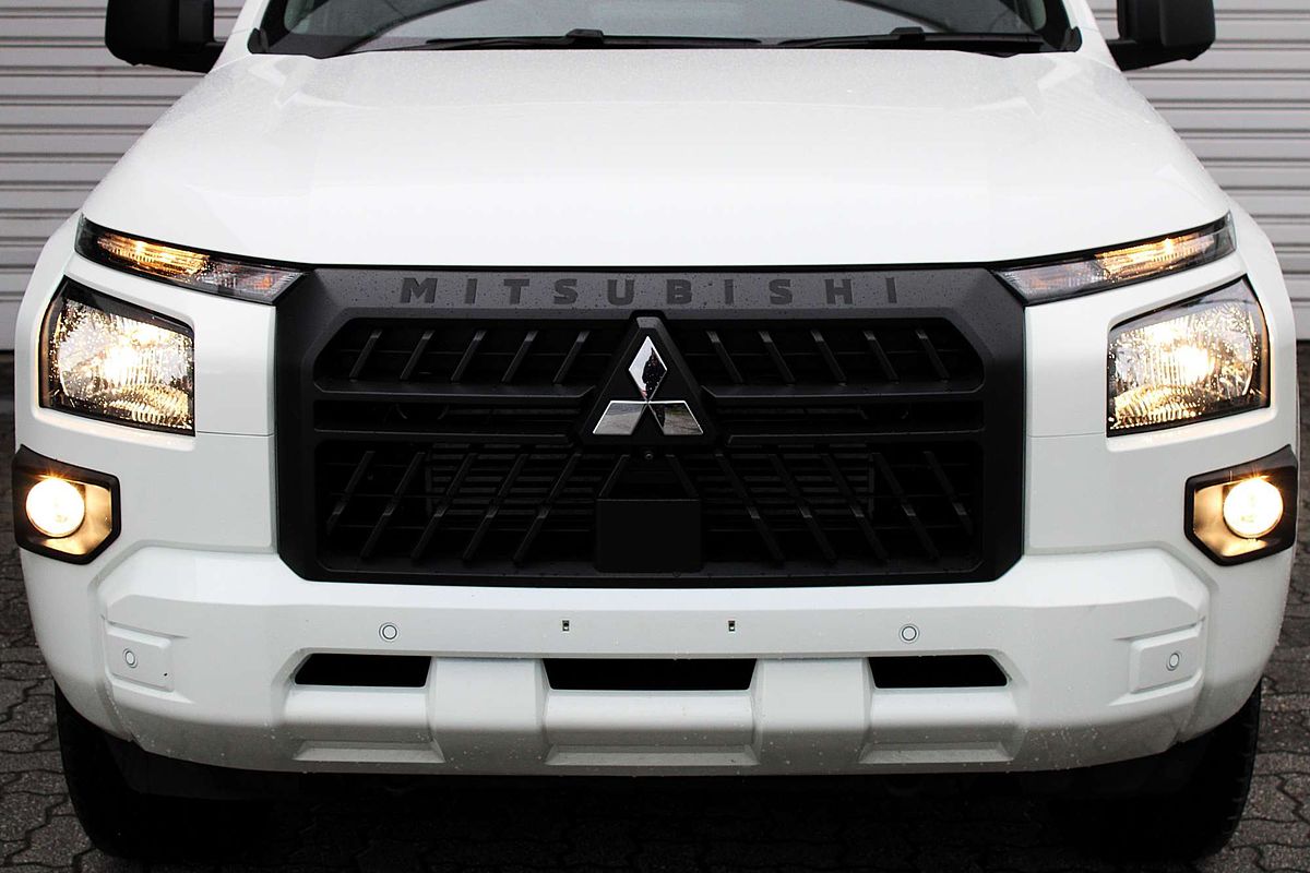 2024 Mitsubishi Triton GLX+ MV 4X4