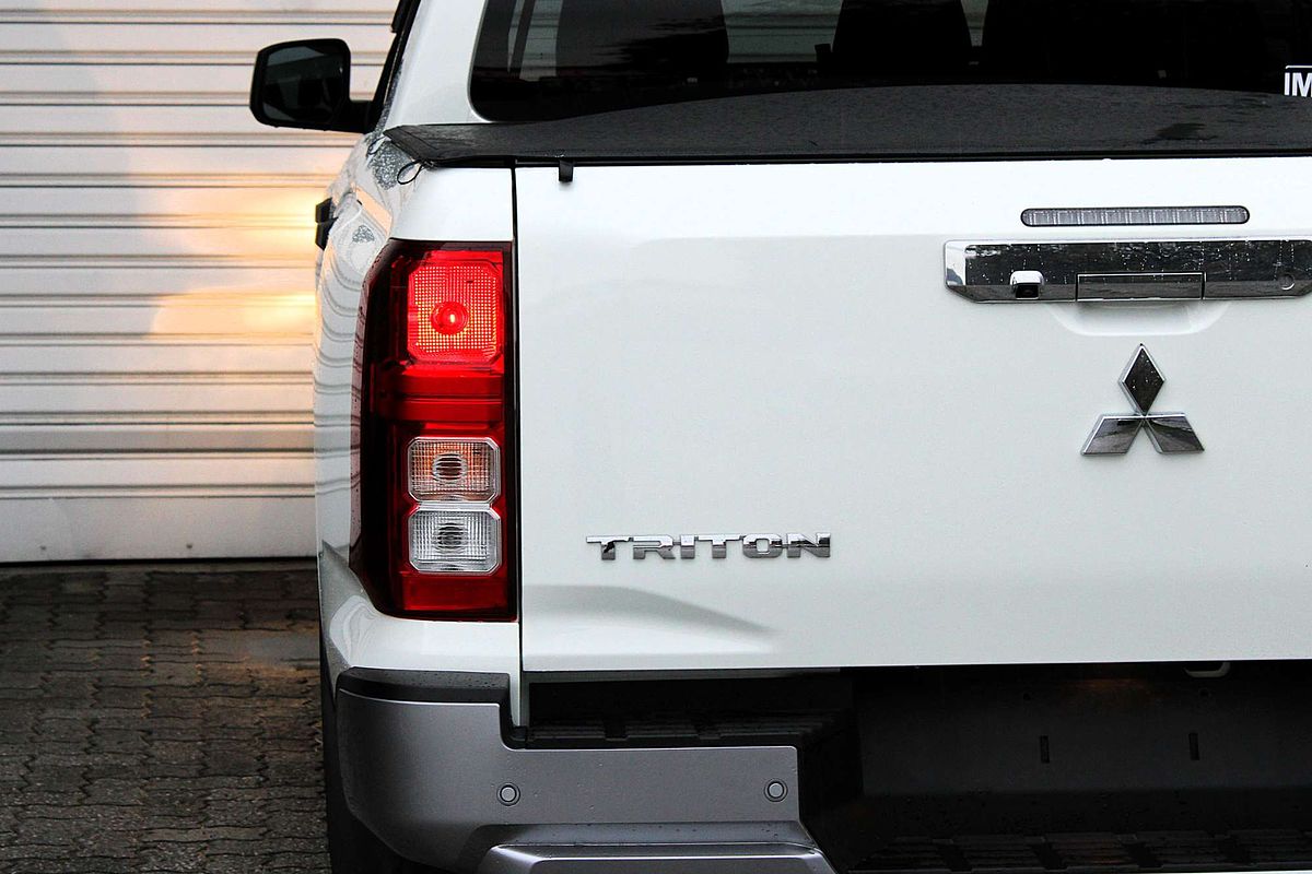 2024 Mitsubishi Triton GLX+ MV 4X4