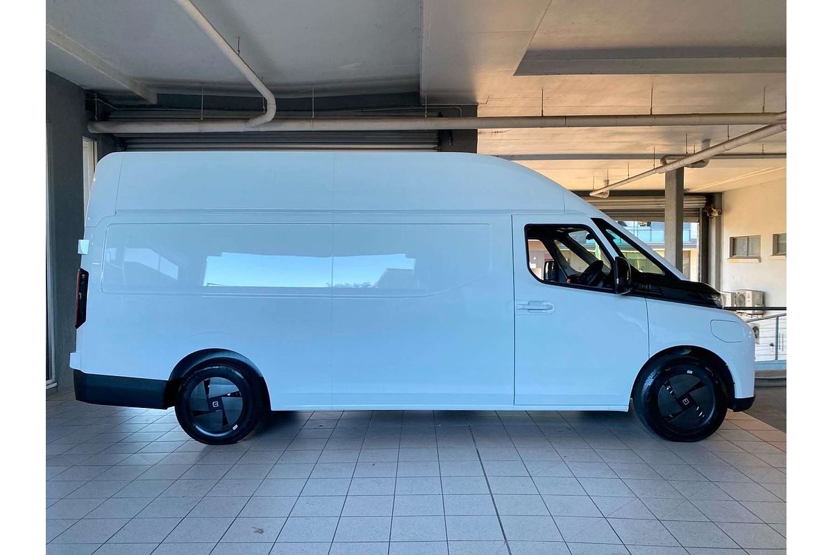 Super Van 6m, LWB, FWD, 106kwh, H2500 Super Van 6m, LWB, FWD, 106kwh, H2500