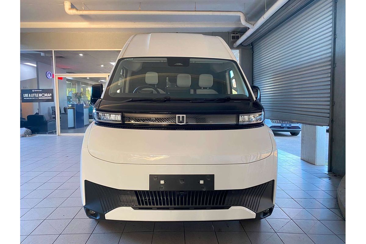 Super Van 6m, LWB, FWD, 106kwh, H2500 Super Van 6m, LWB, FWD, 106kwh, H2500