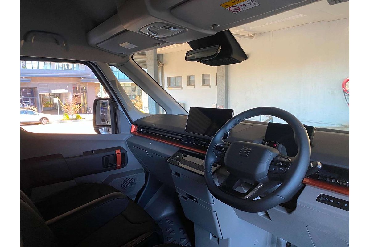 Super Van 6m, LWB, FWD, 106kwh, H2500