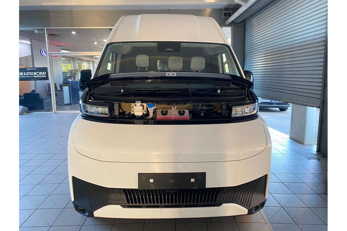 Super Van 6m, LWB, FWD, 106kwh, H2500