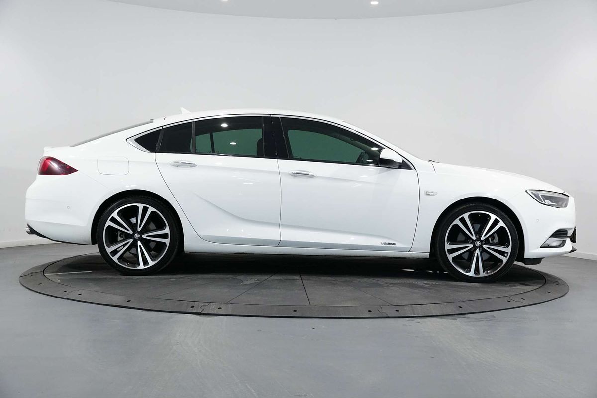 2018 Holden Calais V ZB