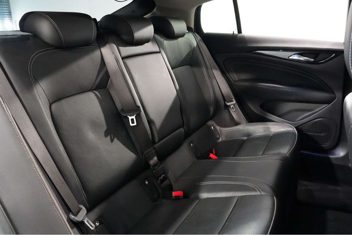 2018 Holden Calais V ZB